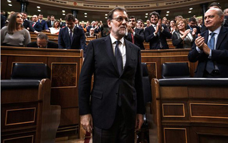 Ông Mariano Rajoy ngày 31/10 chính thức tuyên thệ nhậm chức Thủ tướng Tây Ban Nha.